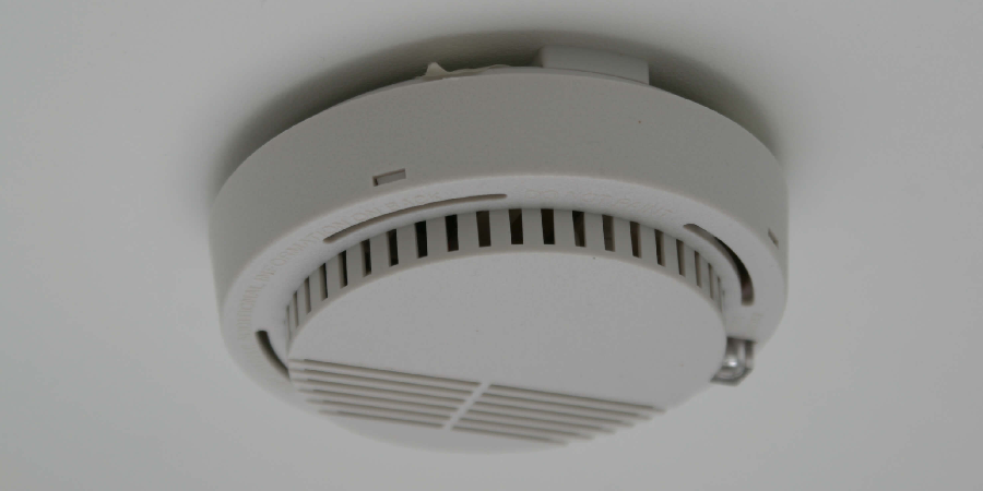 Choosing Fire And Smoke Detectors for Your Business